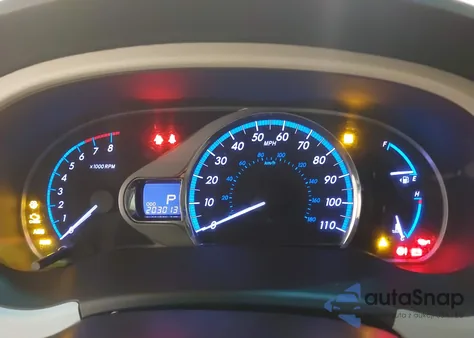 2011 Toyota Sienna Xle from USA, damaged, VIN 5TDDK3DCXBS010746